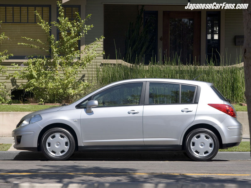 Nissan tiida club #10