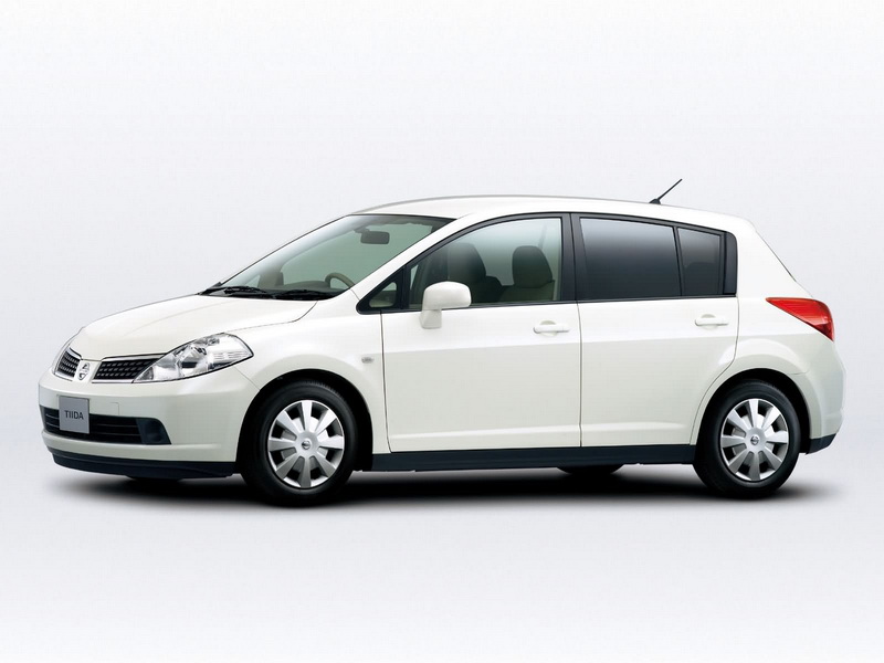 Nissan tiida club #6