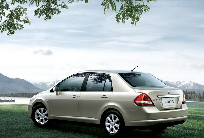 Nissan tiida club #3